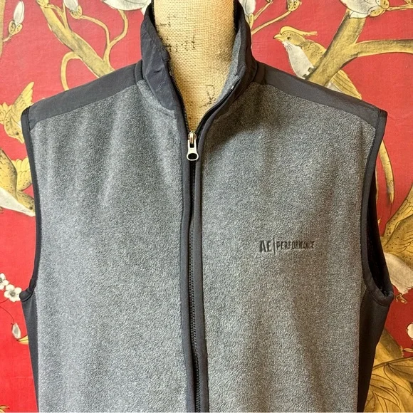 Women’s “American Eagle Outfitters” Vest | #P12 - Picture 4 of 12